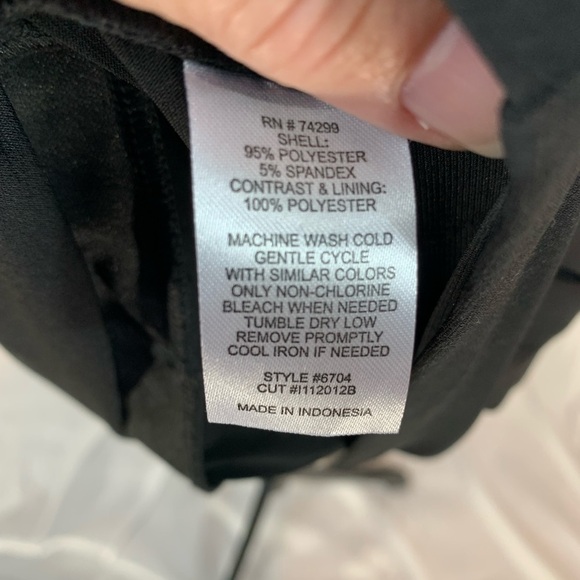 Enfocus Studio Sleeveless V Neck Sheath Dress - Black - size 6 - Picture 6 of 7